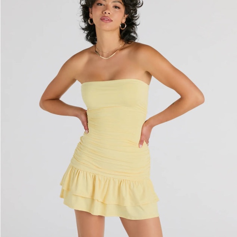 NEW! Boutique Butter Yellow Spring Garden Party Sundress - Picture 4 of 8